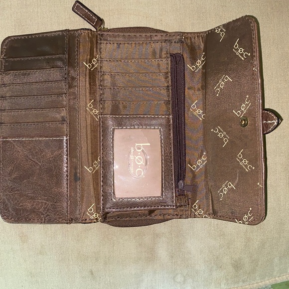 BOC Black & Brown Pebbled Leather Concepts Wallet - Picture 5 of 10